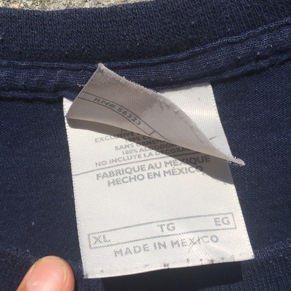 Nike mini swoosh t-shirt navy size xl - Picture 3 of 3